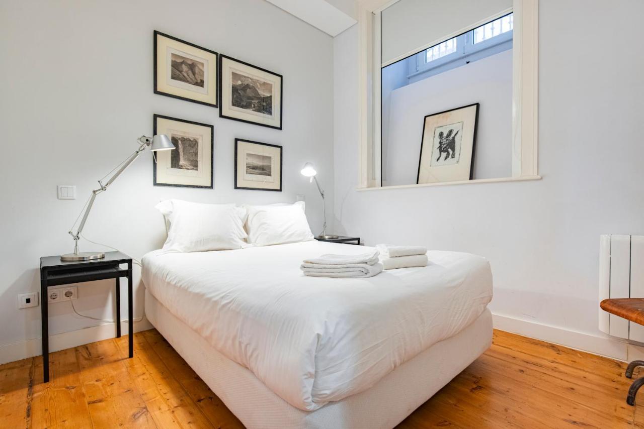 Castelo Design Aparment W/ Balcony & Super View By Lovelystay Lisboa Exteriör bild