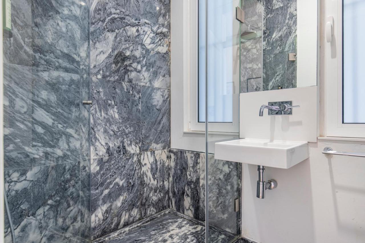 Castelo Design Aparment W/ Balcony & Super View By Lovelystay Lisboa Exteriör bild