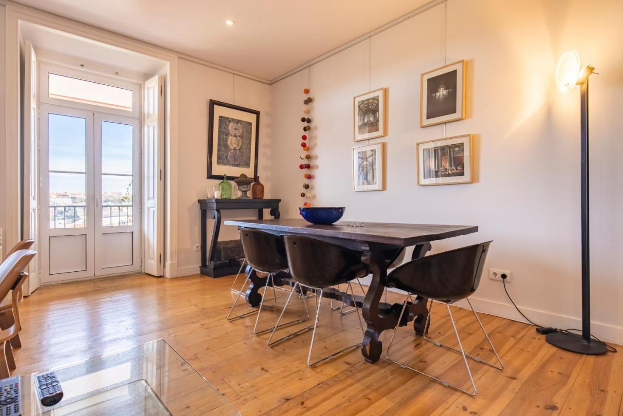 Castelo Design Aparment W/ Balcony & Super View By Lovelystay Lisboa Exteriör bild